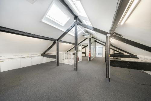 56b Crewys Road, Childs Hill, London, NW2
