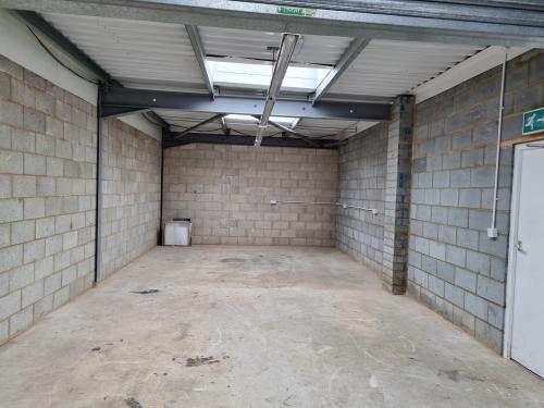 2B Stuart Road, Wealdstone, Harrow, HA3
