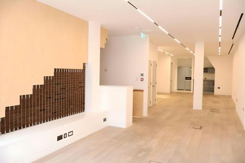 88 Notting Hill Gate, Notting Hill, London, W11