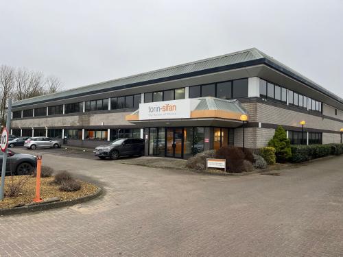 Unit 4 Pagoda, Westmead Industrial Estate, Westmead Drive, Swindon, SN5