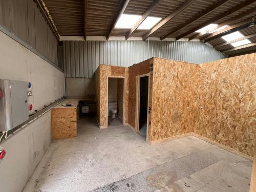 Unit 4C Snarlton Farm, Eastern Way, Melksham, SN12