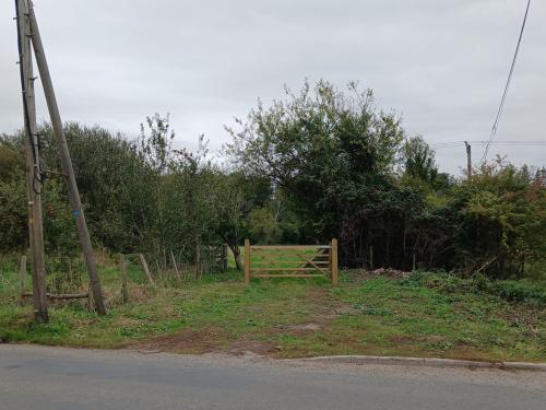 2.7 Acres, Fundenhall Road, Hapton, Norwich, NR15