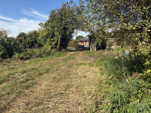 2.7 Acres, Fundenhall Road, Hapton, Norwich, NR15