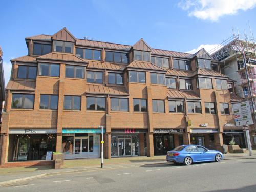 3rd Floor Chelsea House, 12-14 The Broadway, Haywards Heath, RH16