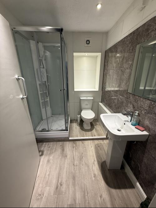 Unit 1B, Stonehill Business Park, Rivermead Road, Edmonton, London, N18