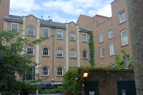 7 Bath Place, Shoreditch, London, EC2A