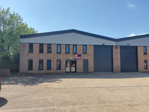 Unit 12, Hazelwood Trading Estate, Hazelwood Close, Worthing, BN14