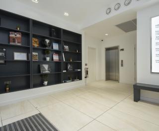 35 Chiswell Street, North City, London, EC1Y