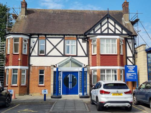 75 Chase Road, Southgate, London, N14