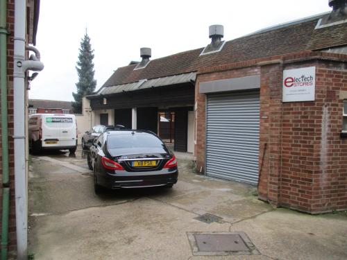3 Duckmill Lane, Bedford, MK42
