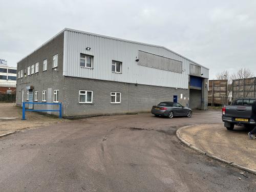 Unit 9, Mudlands Industrial Estate, Manor Way, Rainham, RM13