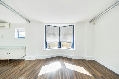 18 Linen House, 253 Kilburn Lane, Queens Park, London, W10