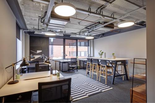 Clockwise Offices Greenside House, 50 Station Road, Wood Green, London, N22