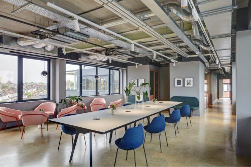 Clockwise Offices Greenside House, 50 Station Road, Wood Green, London, N22