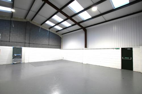 Unit 2, Ebblake Industrial Estate, Forest Close, Verwood, BH31