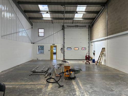 Unit M5, Kent Kraft Industrial Estate, Lower Road, Northfleet, Gravesend, DA11