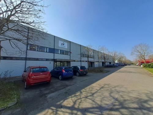 Unit 3, Clarendon Industrial Park, Garamonde Drive, Milton Keynes, MK8