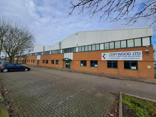 Unit C, Laporte Way, Luton, LU4