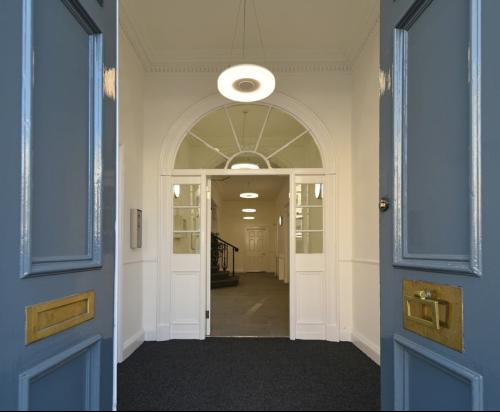 76 George Street, Edinburgh, EH2