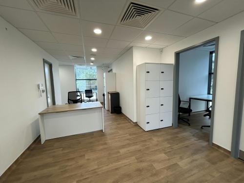 80-92 High Street, Stratford City, London, E15