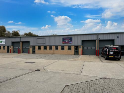 Unit C7, Dolphin Enterprise Centre, Evershed Way, Shoreham-By-Sea, BN43