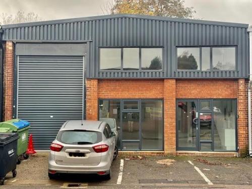 Unit 17, Wye Industrial Estate, London Road, High Wycombe, HP11