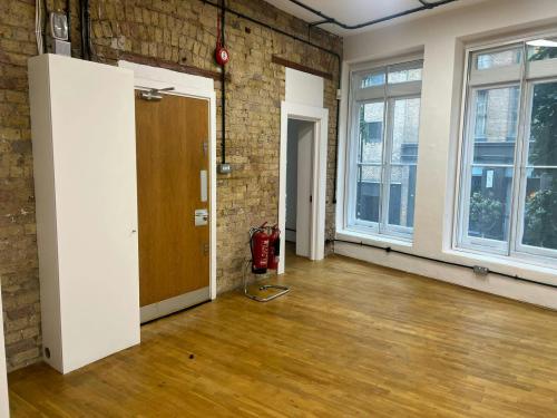 43 Clerkenwell Road, Farringdon, London, EC1M