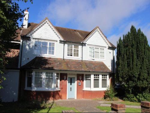 Milnwood, North Parade, Horsham, RH12