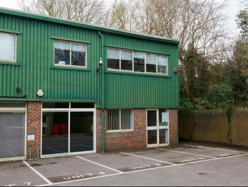 8 Bridge Road, Haywards Heath, RH16