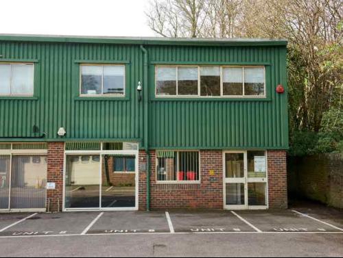 8 Bridge Road, Haywards Heath, RH16