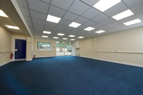 8 Bridge Road, Haywards Heath, RH16