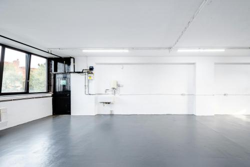 Unit 64a Regent Studios, 8 Andrews Road, London Fields, London, E8