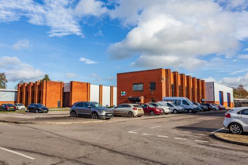 Units D1 & D2 Kennetside, Bone Lane, Newbury, RG14