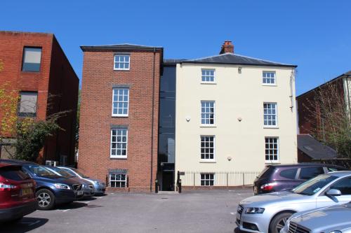 Georgian House, 67-71 London Road, Newbury, RG14