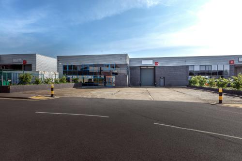Unit 28 The Metropolitan Centre, Segro Park Greenford Central, Greenford, UB6