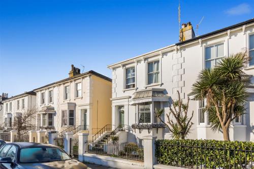 16 Osborne Villas, Hove, BN3