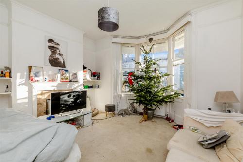 16 Osborne Villas, Hove, BN3