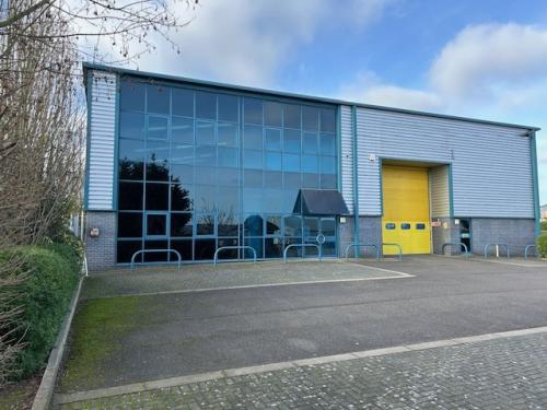 Unit 1, Hemmells Park, Laindon North, Basildon, SS15
