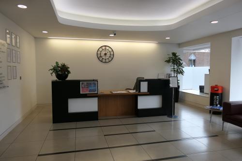 Suite 1 Third Floor, Minton Place Victoria Street, Windsor, SL4