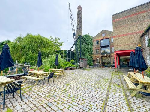 Diespeker Wharf, 38 Graham Street, Islington, London, N1