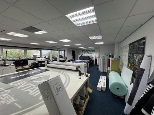 Unit 1400 Dundas Spur, Blueprint Industrial Estate, Portfield Road, Portsmouth, PO3