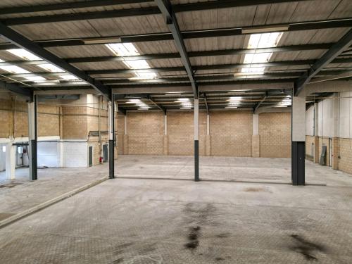 Unit 15 & 16, Mead Park Industrial Estate, Harlow, CM20
