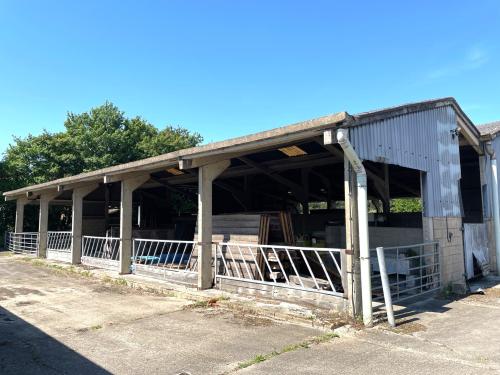 The Old Dairy, Brooks Farm, Bath Road, Beenham, Reading, RG7