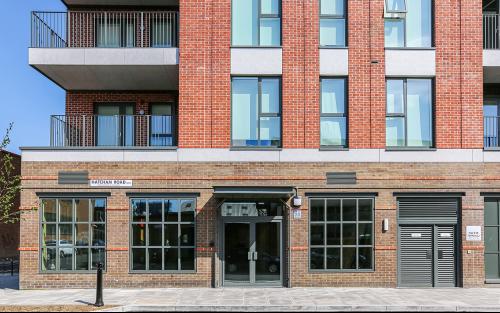 Unit 2, 62 Hatcham Road, South Bermondsey, London, SE15