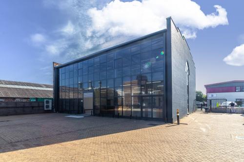 Oakcroft Business Park, Oakcroft Road, Chessington, KT9