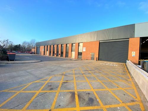 Unit 3-4, Fairfield Trade Park, Kingston upon Thames, KT1