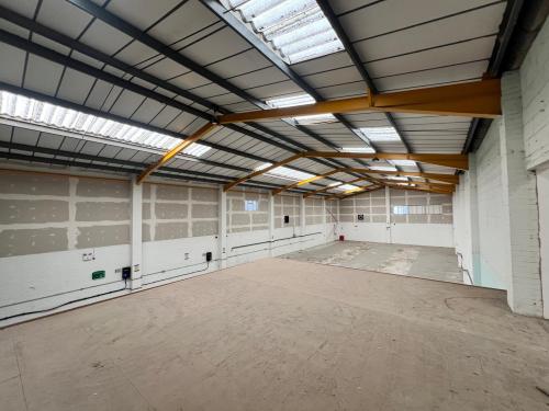 19 Progress Way, Croydon, CR0