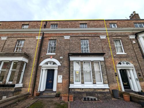 102 New Walk, Leicester, LE1