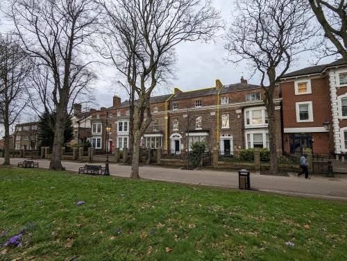 102 New Walk, Leicester, LE1