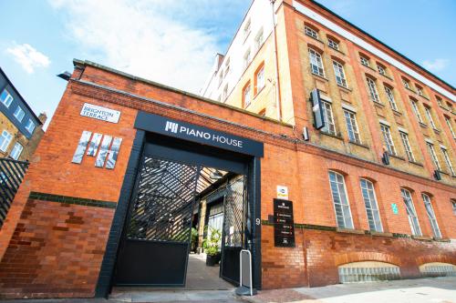9 Piano House, Brighton Terrace, Brixton, London, SW9